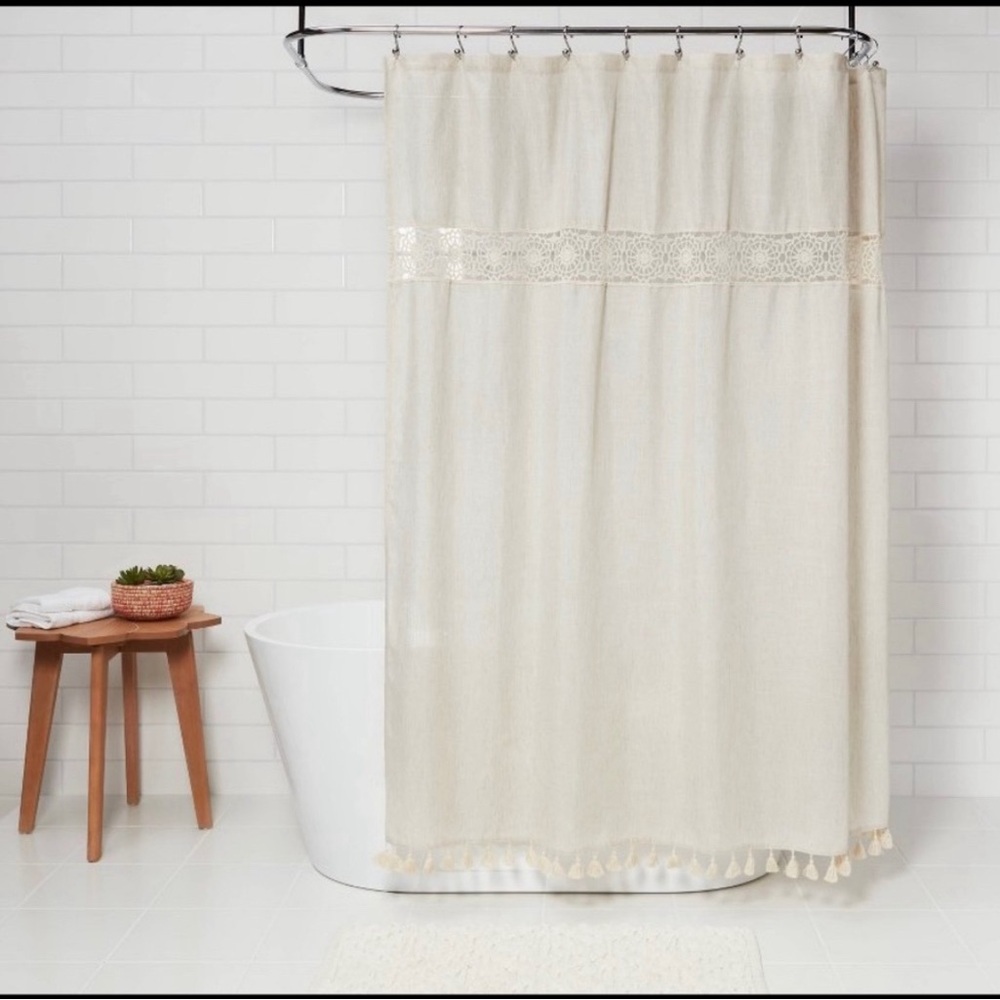 Opalhouse-Solid Crochet with Tassels
Shower Curtain Tan - Opalhouse